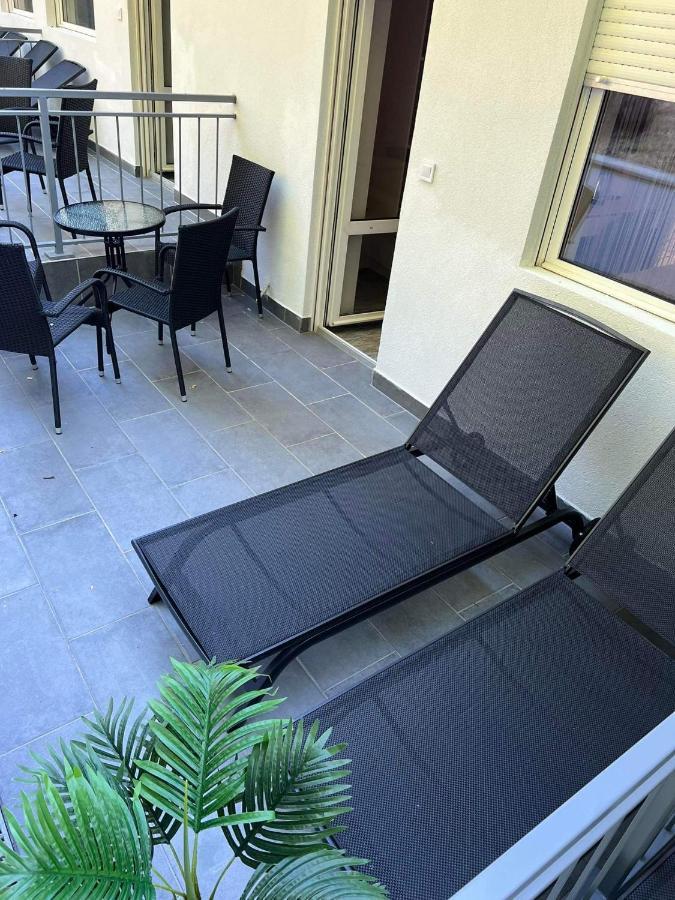 Kinizsi Udvar Apartmanhaz Balatonboglár Buitenkant foto