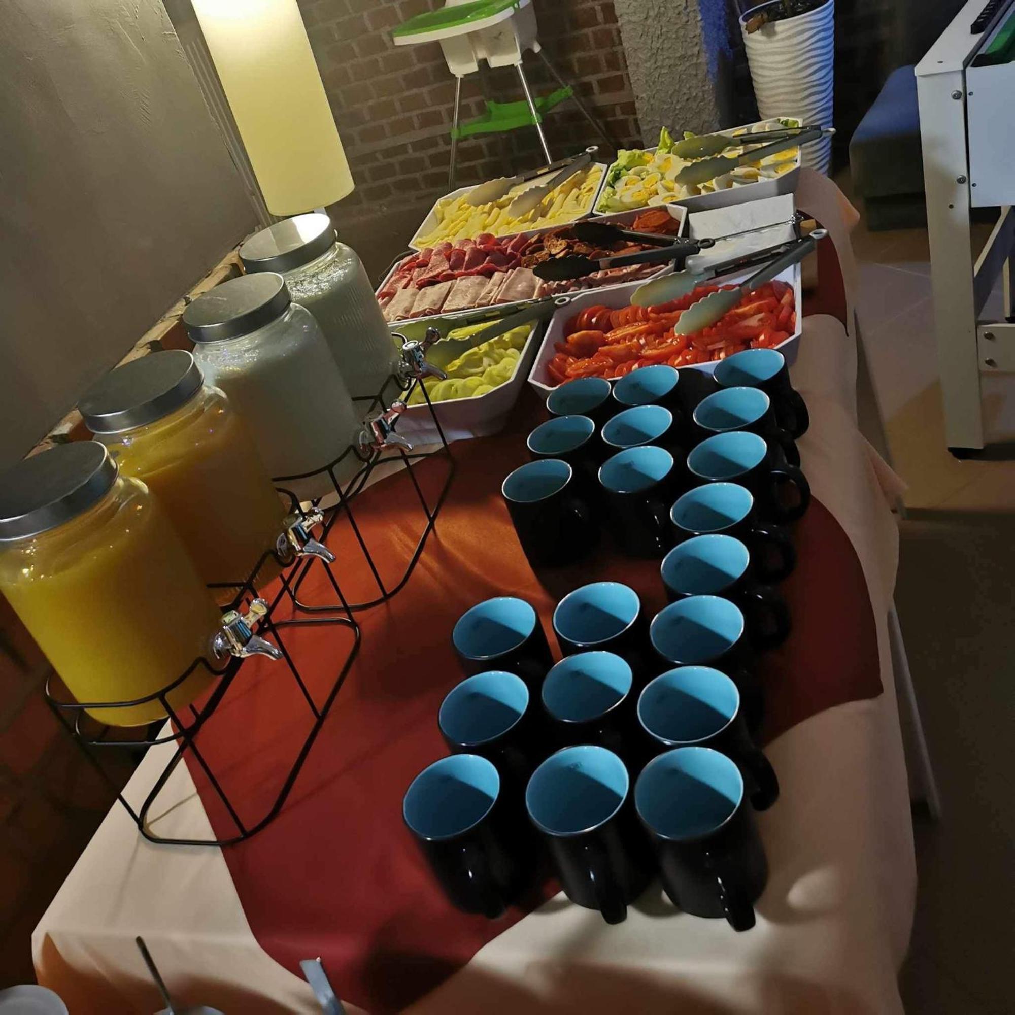 Kinizsi Udvar Apartmanhaz Balatonboglár Buitenkant foto