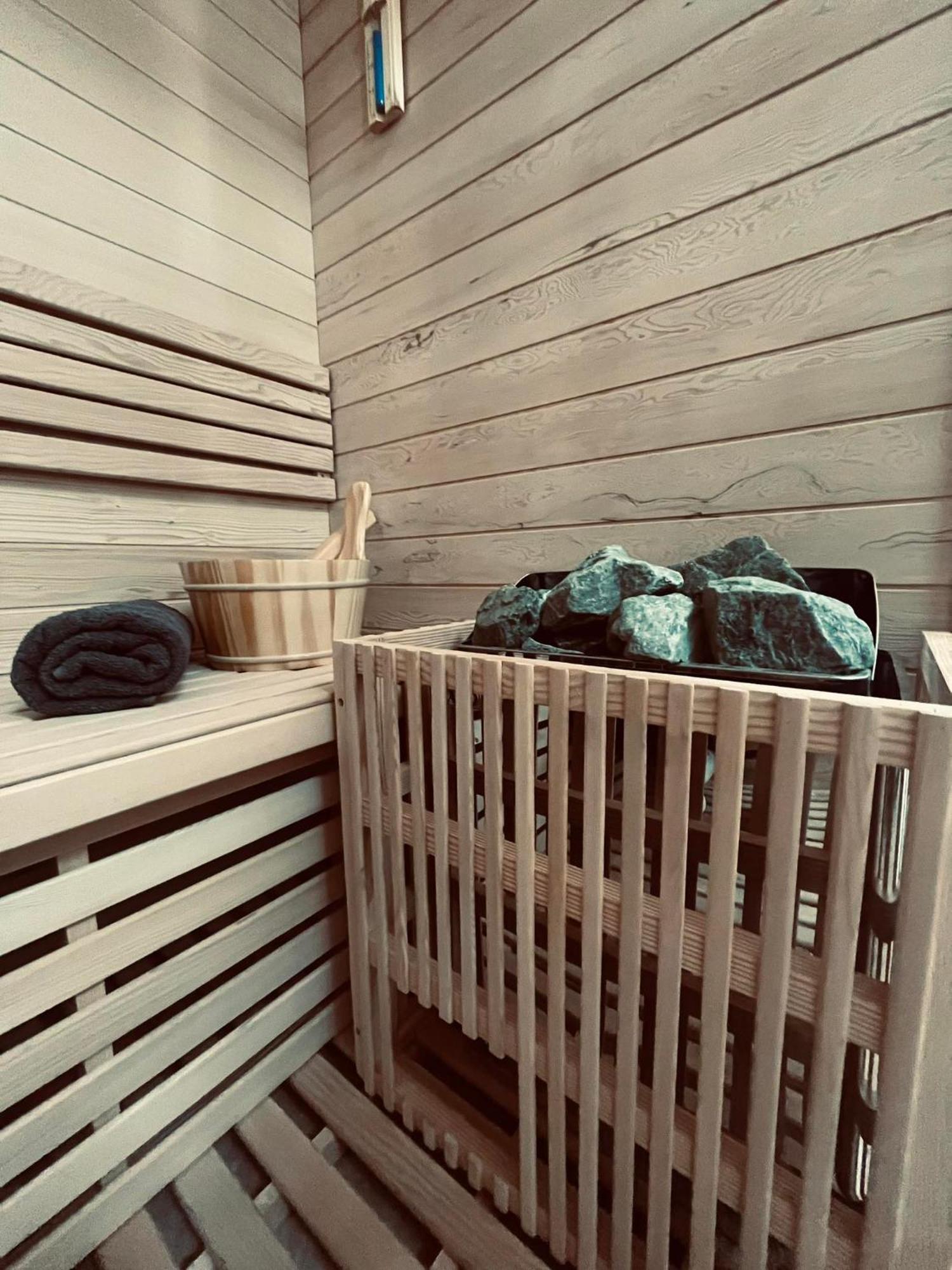 Kinizsi Udvar Apartmanhaz Balatonboglár Buitenkant foto