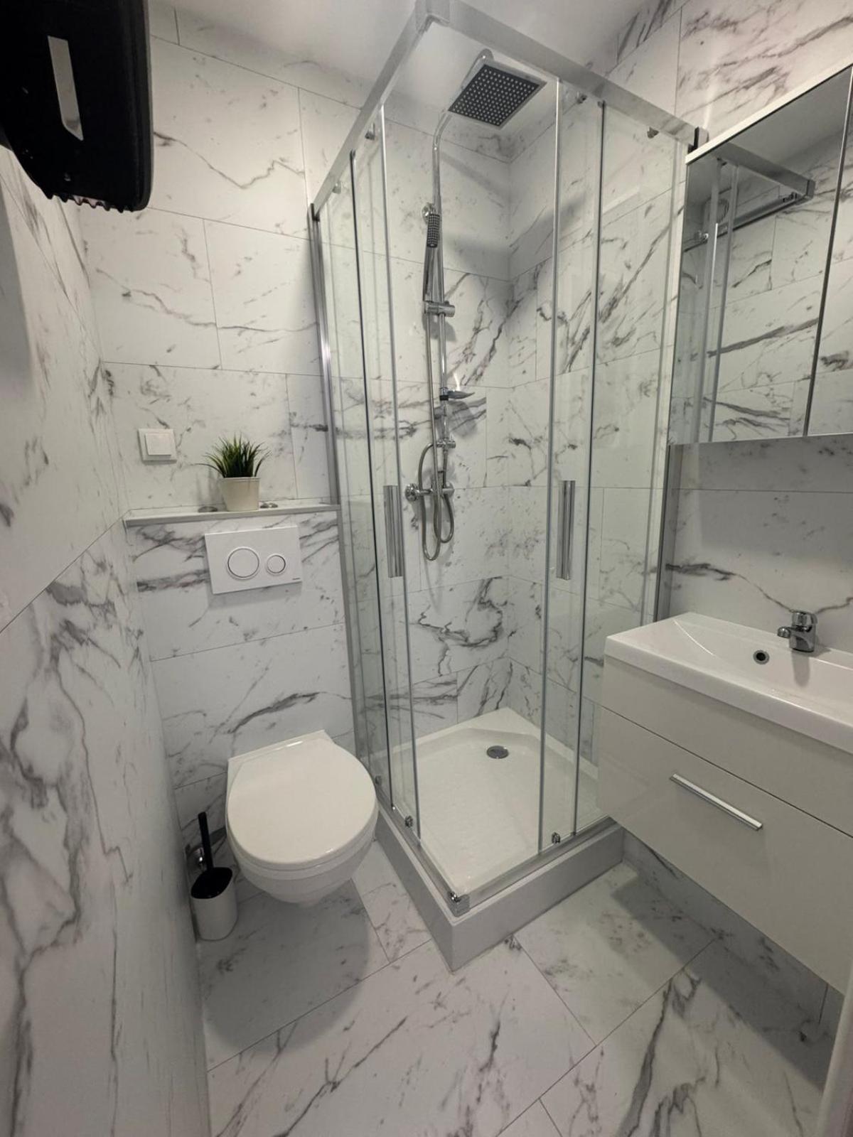 Kinizsi Udvar Apartmanhaz Balatonboglár Buitenkant foto
